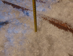 Zateplení stropu řadového domu pomocí foukané izolace